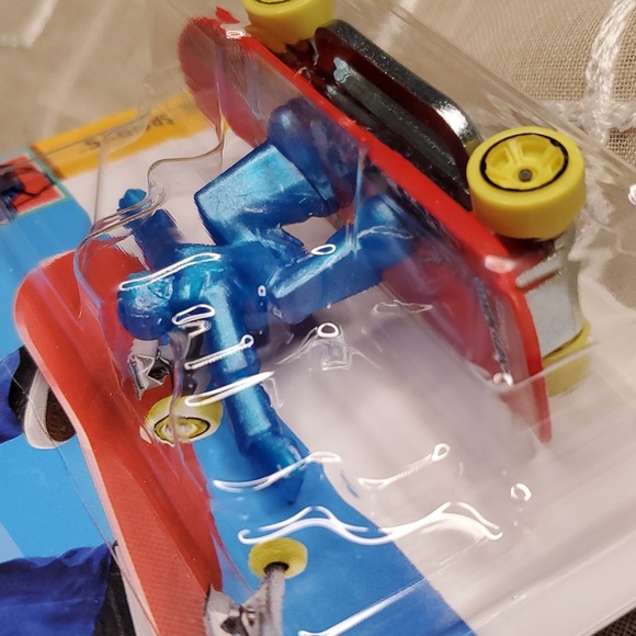 Hot Wheels‎ - Picture 4 of 8